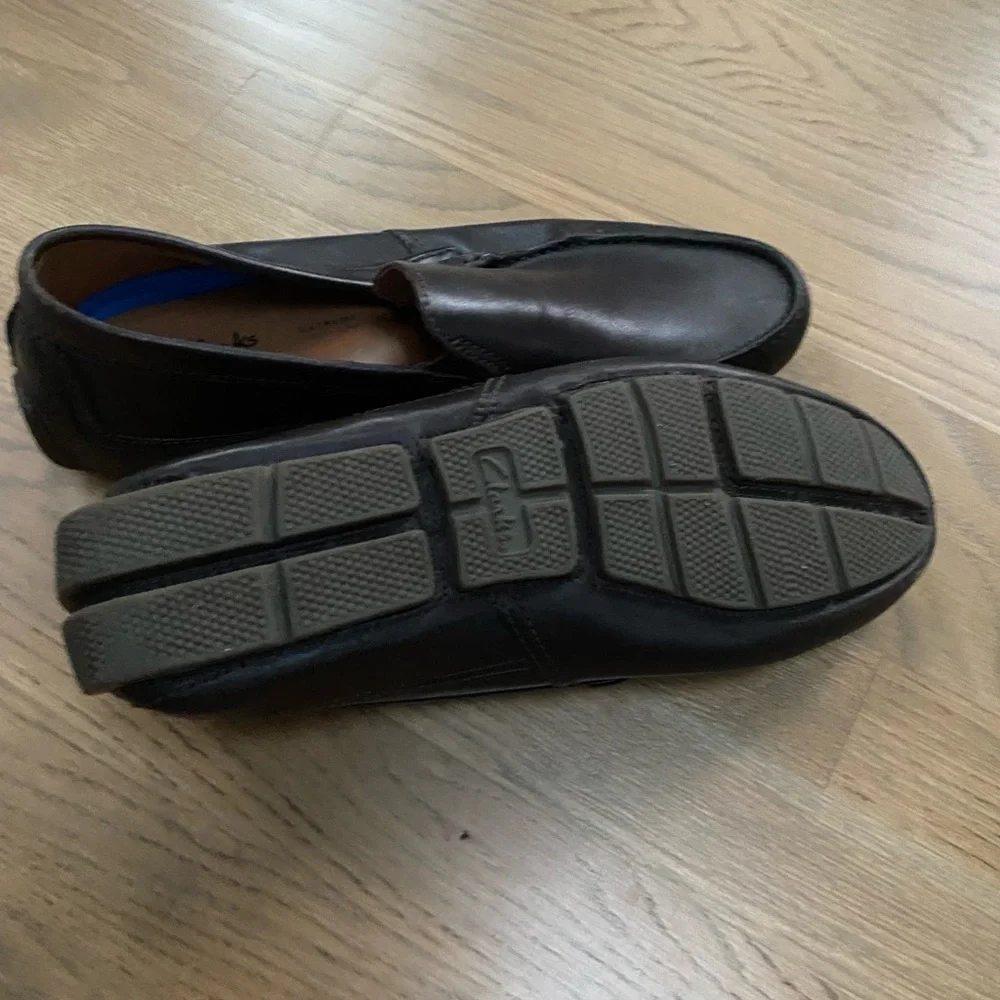Clarks Collection Dark Brown Leather Slip-On Loafers Extreme Comfort Size 10,5
